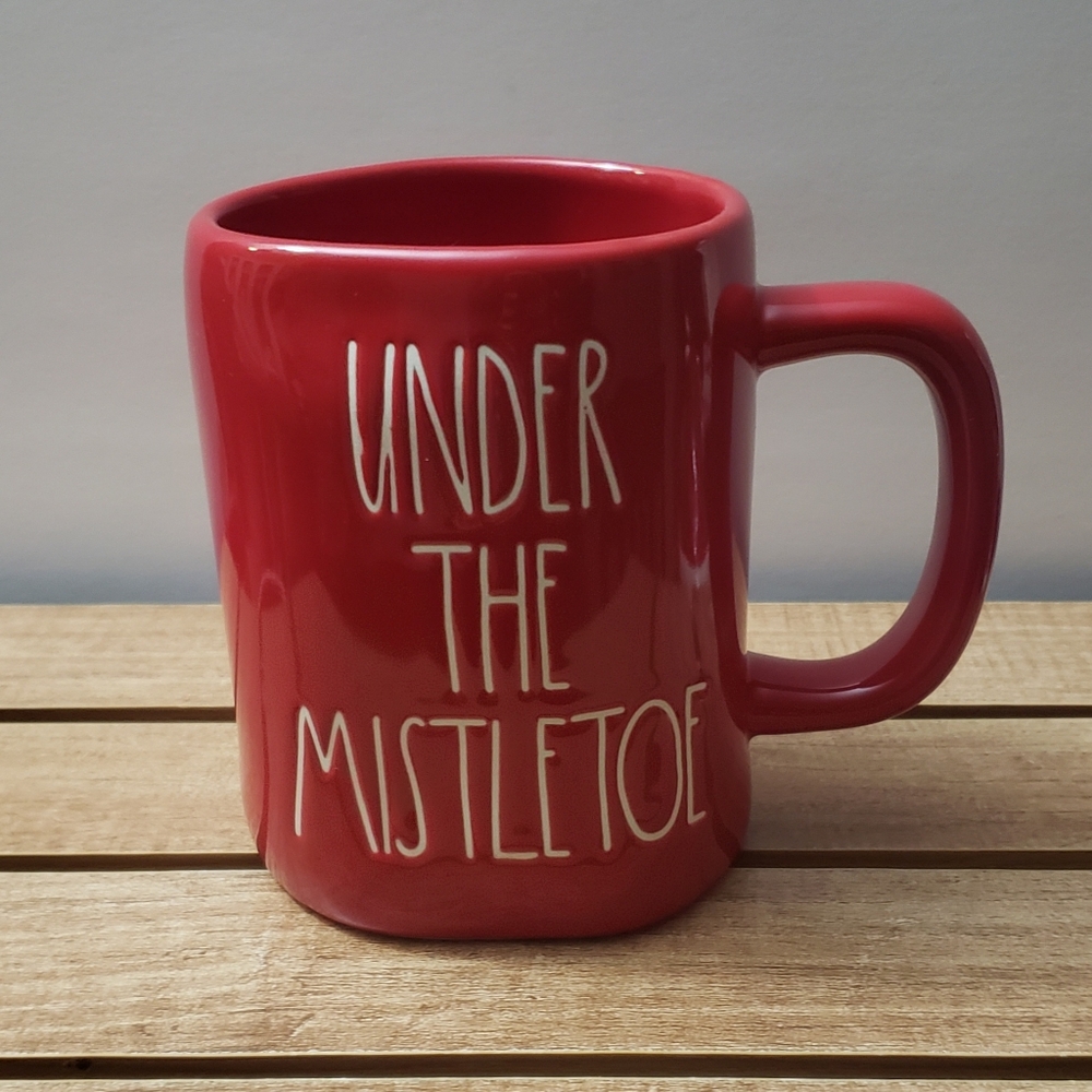 Rae Dunn Mistletoe mug